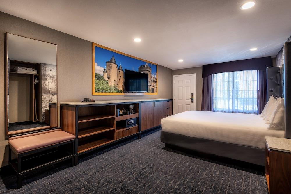 Anaheim Camelot Inn & Suites Zewnętrze zdjęcie