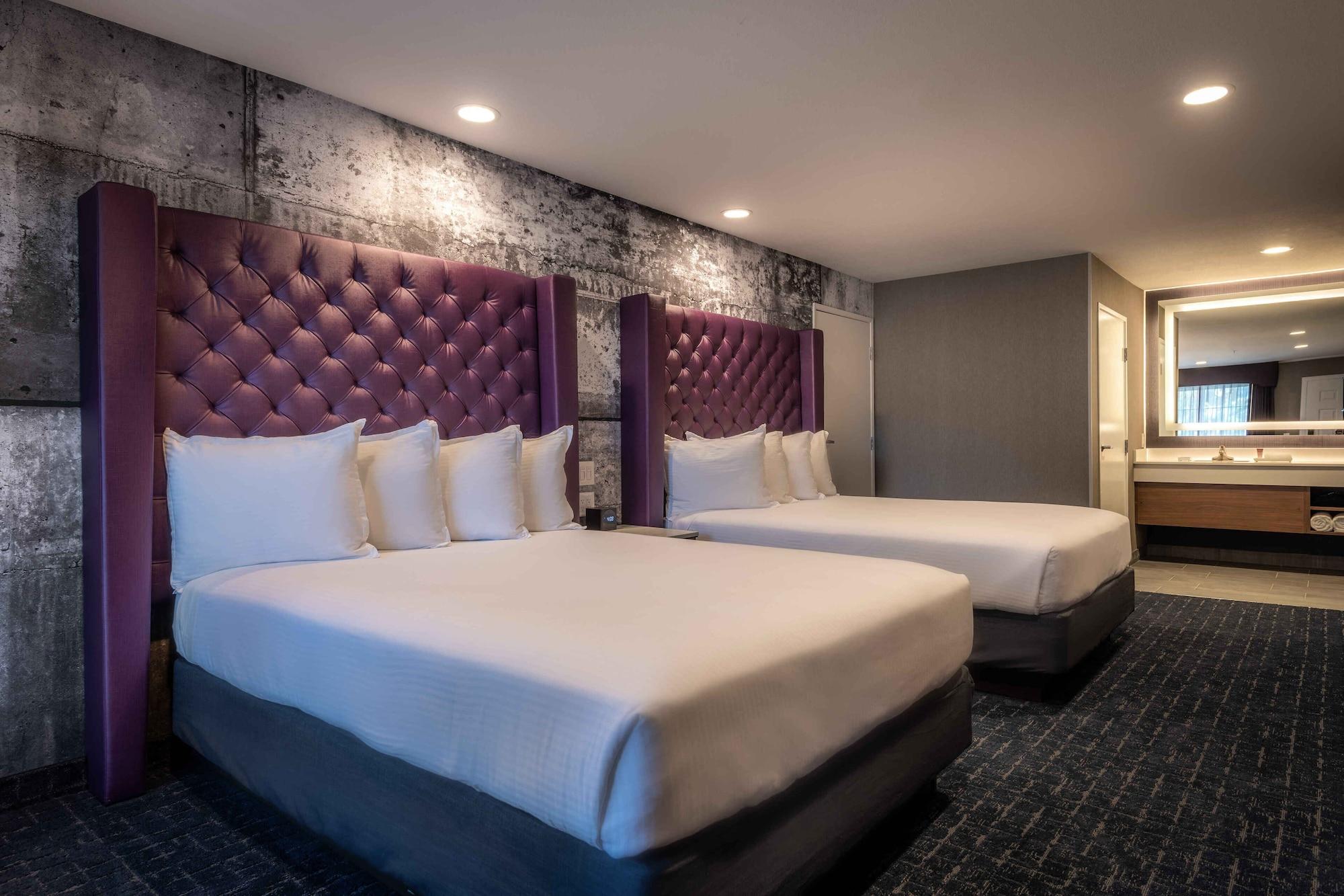 Anaheim Camelot Inn & Suites Zewnętrze zdjęcie