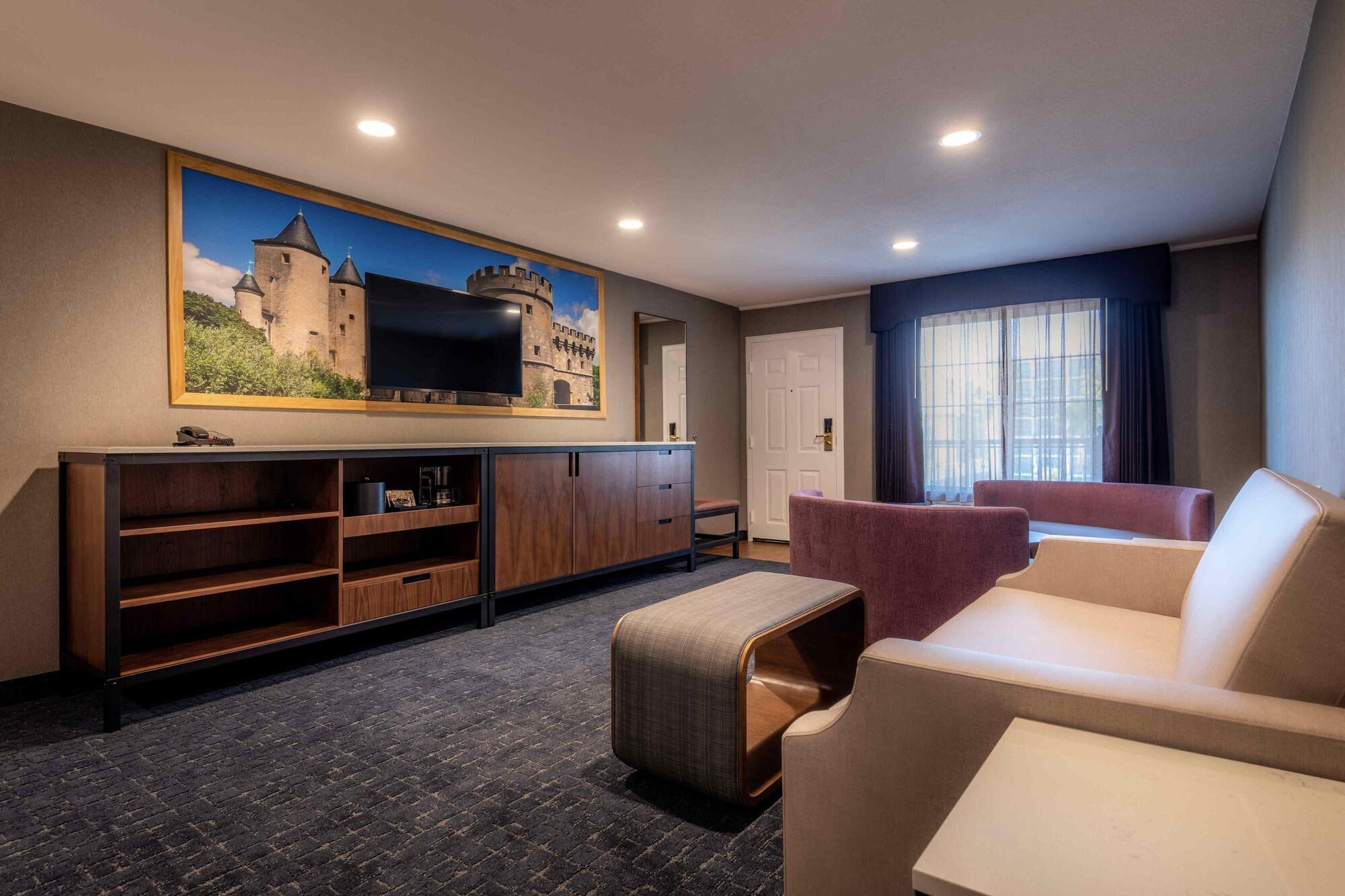 Anaheim Camelot Inn & Suites Zewnętrze zdjęcie
